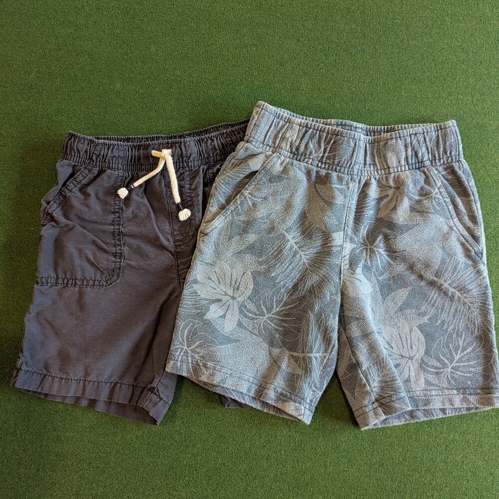 Bundle Boy's Blue Shorts 4T 💙